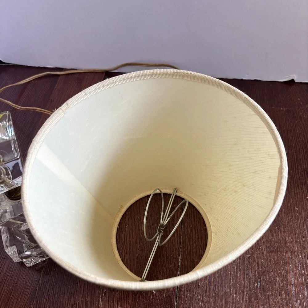 Vintage 2 Tier 3 Pc Glass Accent Lamp Art Deco Style With Shade‎